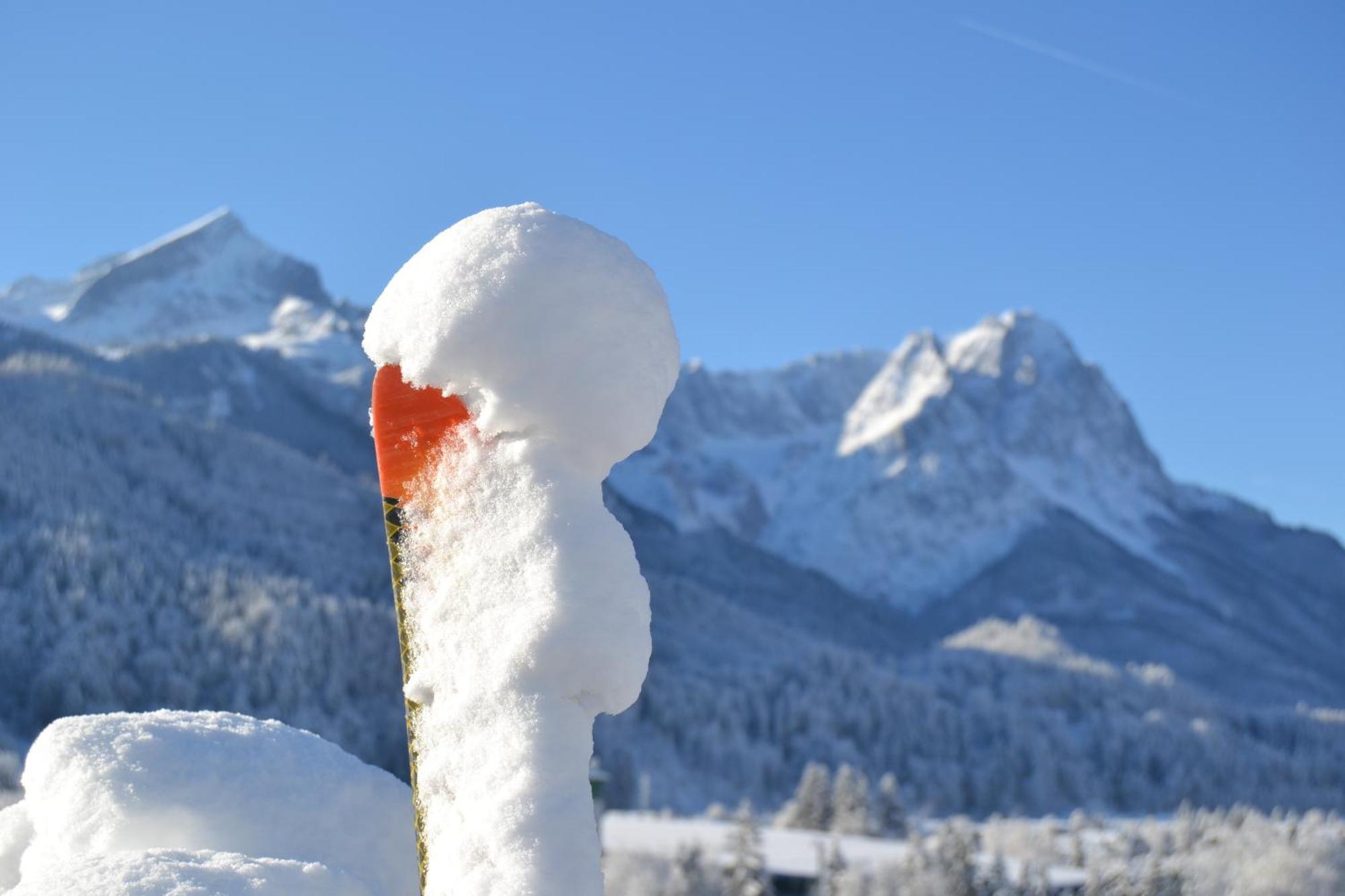 Hotel Vier Jahreszeiten Garmisch-Partenkirchen Kültér fotó