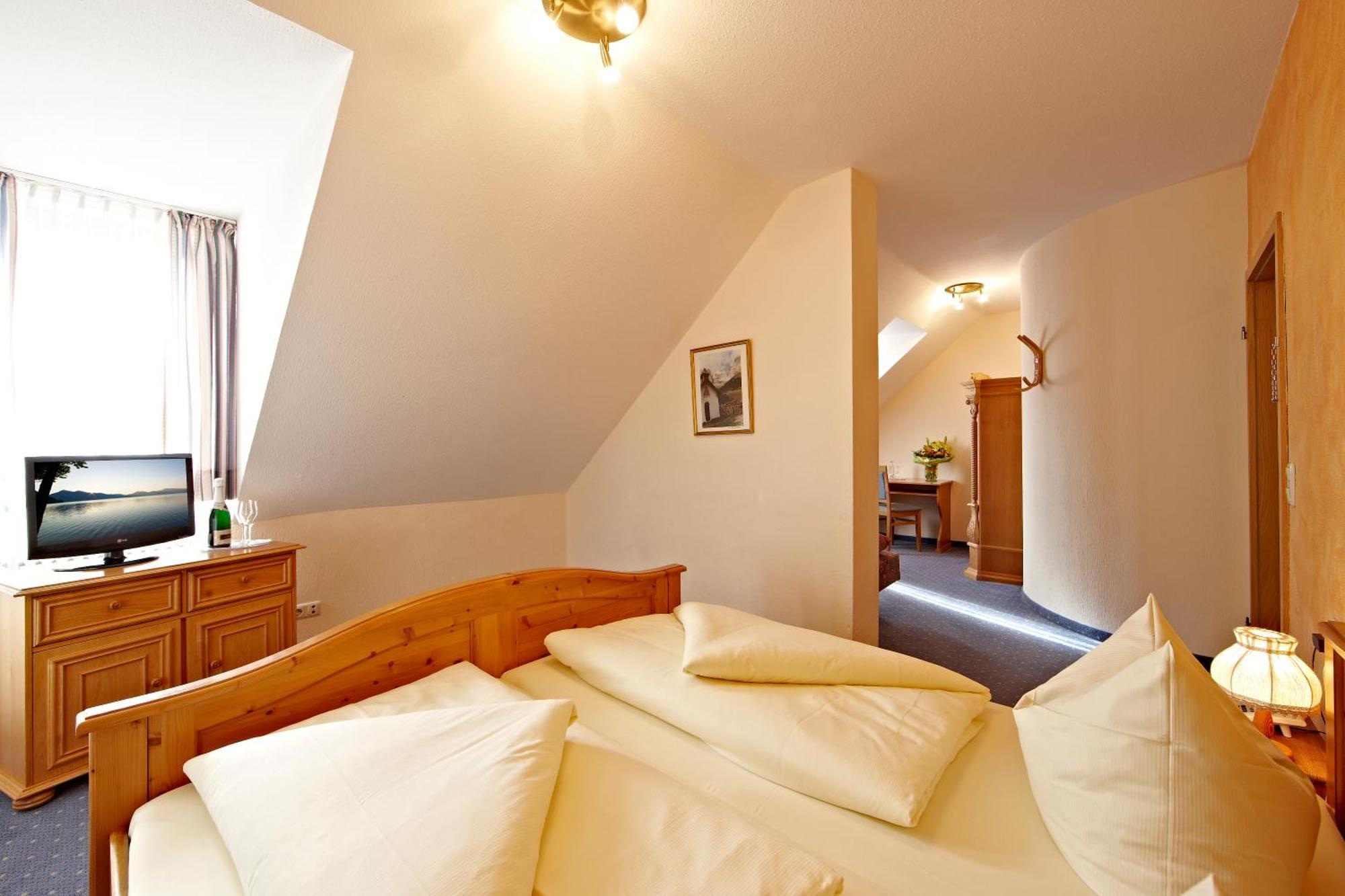Hotel Vier Jahreszeiten Garmisch-Partenkirchen Kültér fotó